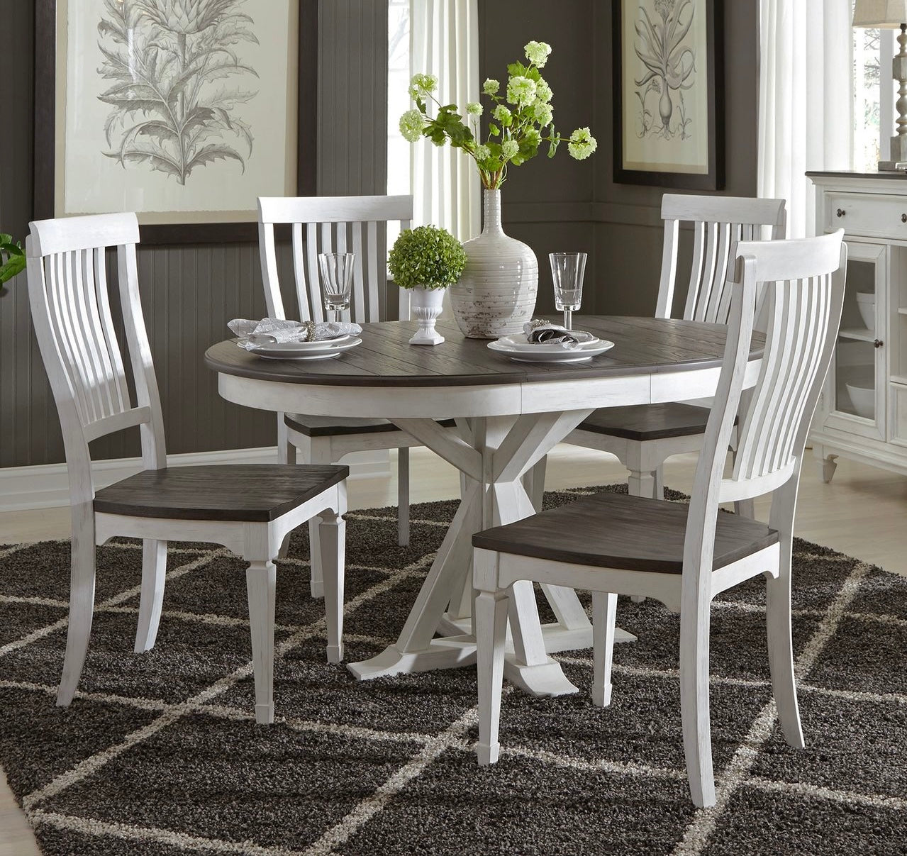 Allyson Park 5 Piece Table & Chairs